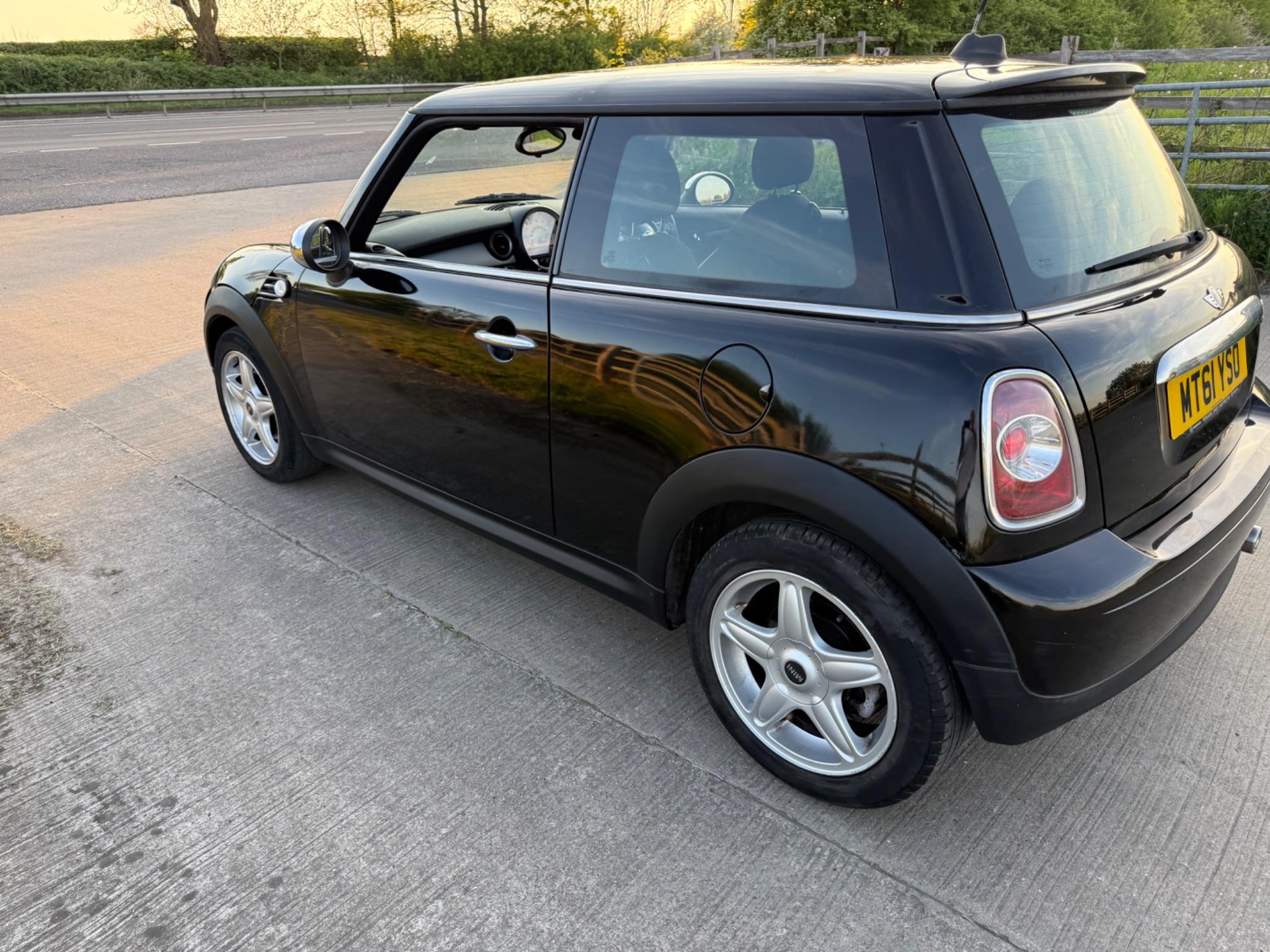 MINI Hatch 1.6 Cooper Euro 5 (s/s) 3dr — photo 43 of 78